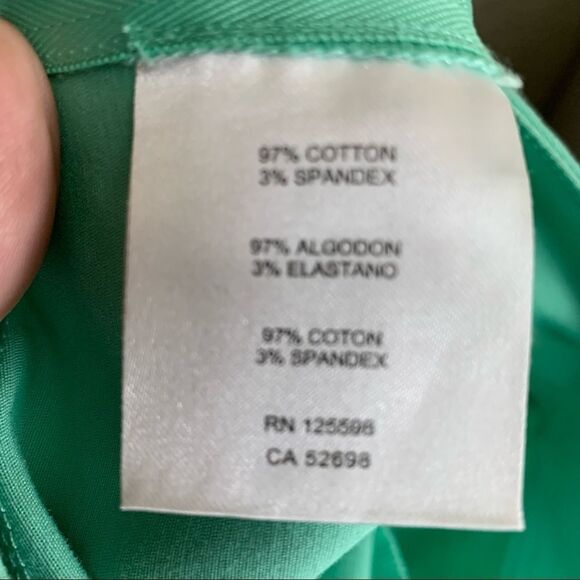 𝅺Ellen Tracy‎ Muted Mint Green Pull on Style Capri Pants - Size 8 - Picture 7 of 9